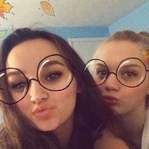 Meet your Posher, Brooke